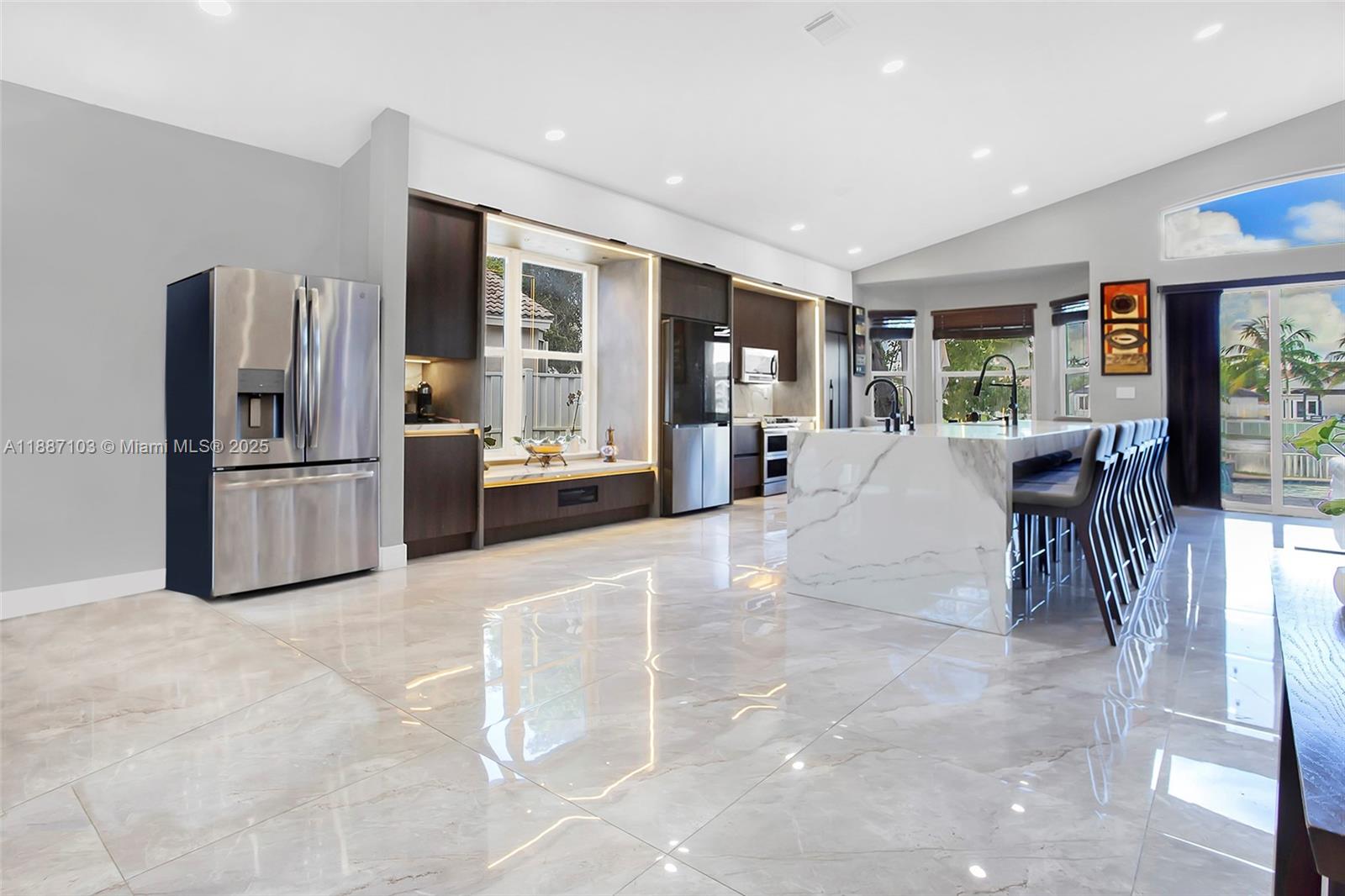 SUNSET LAKES PLAT TWO - Residential