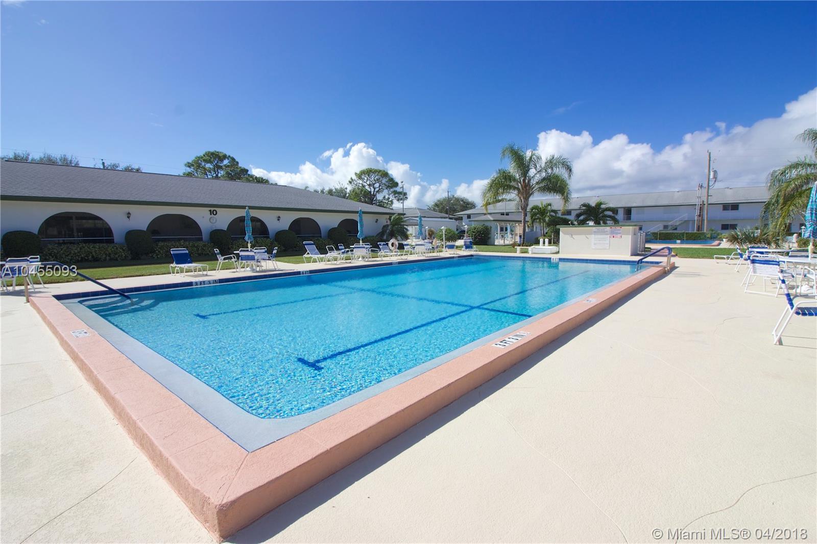 TEQUESTA GARDEN CONDO 6 - Residential