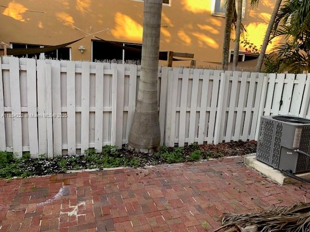 VILLA VIZCAYA CONDO - Residential Lease