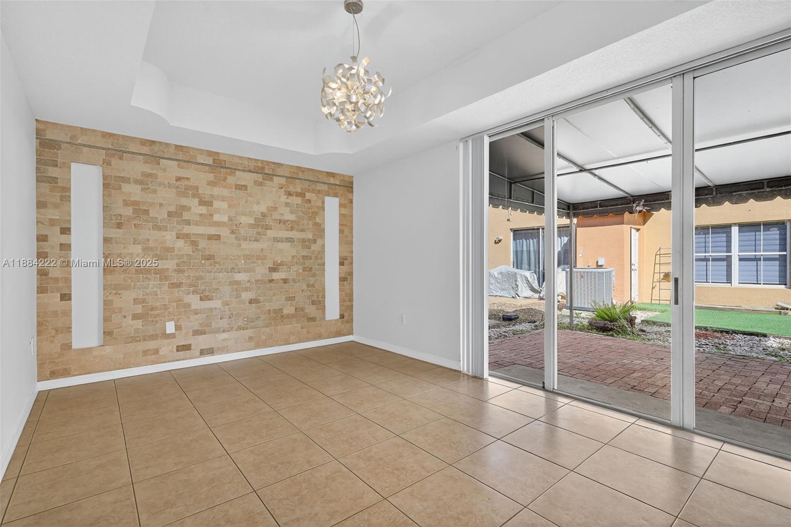 VILLA VIZCAYA CONDO - Residential Lease