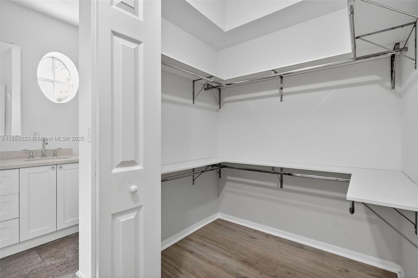 VILLA VIZCAYA CONDO - Residential Lease