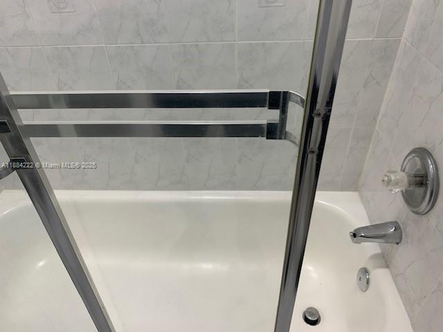 VILLA VIZCAYA CONDO - Residential Lease