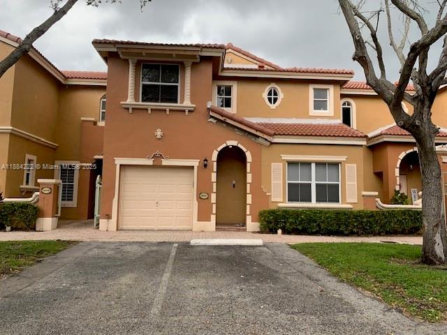 VILLA VIZCAYA CONDO - Residential Lease