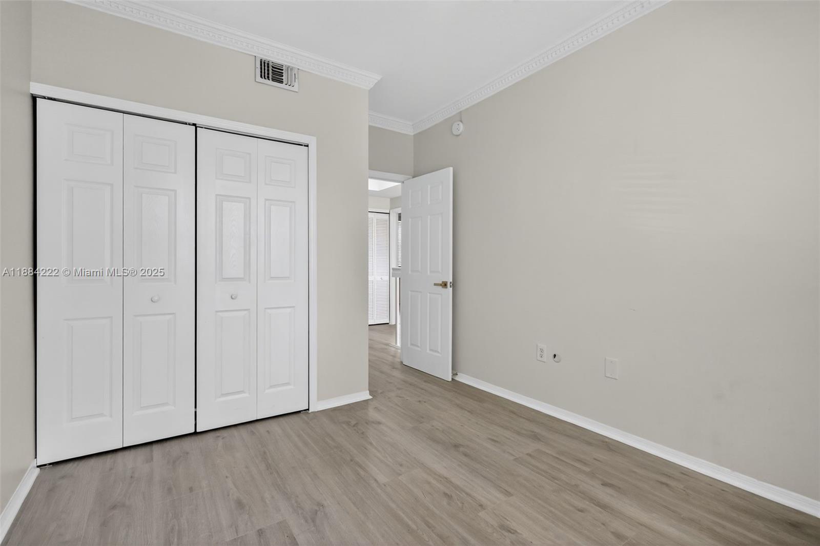 VILLA VIZCAYA CONDO - Residential Lease