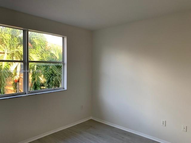 VILLA VIZCAYA CONDO - Residential Lease