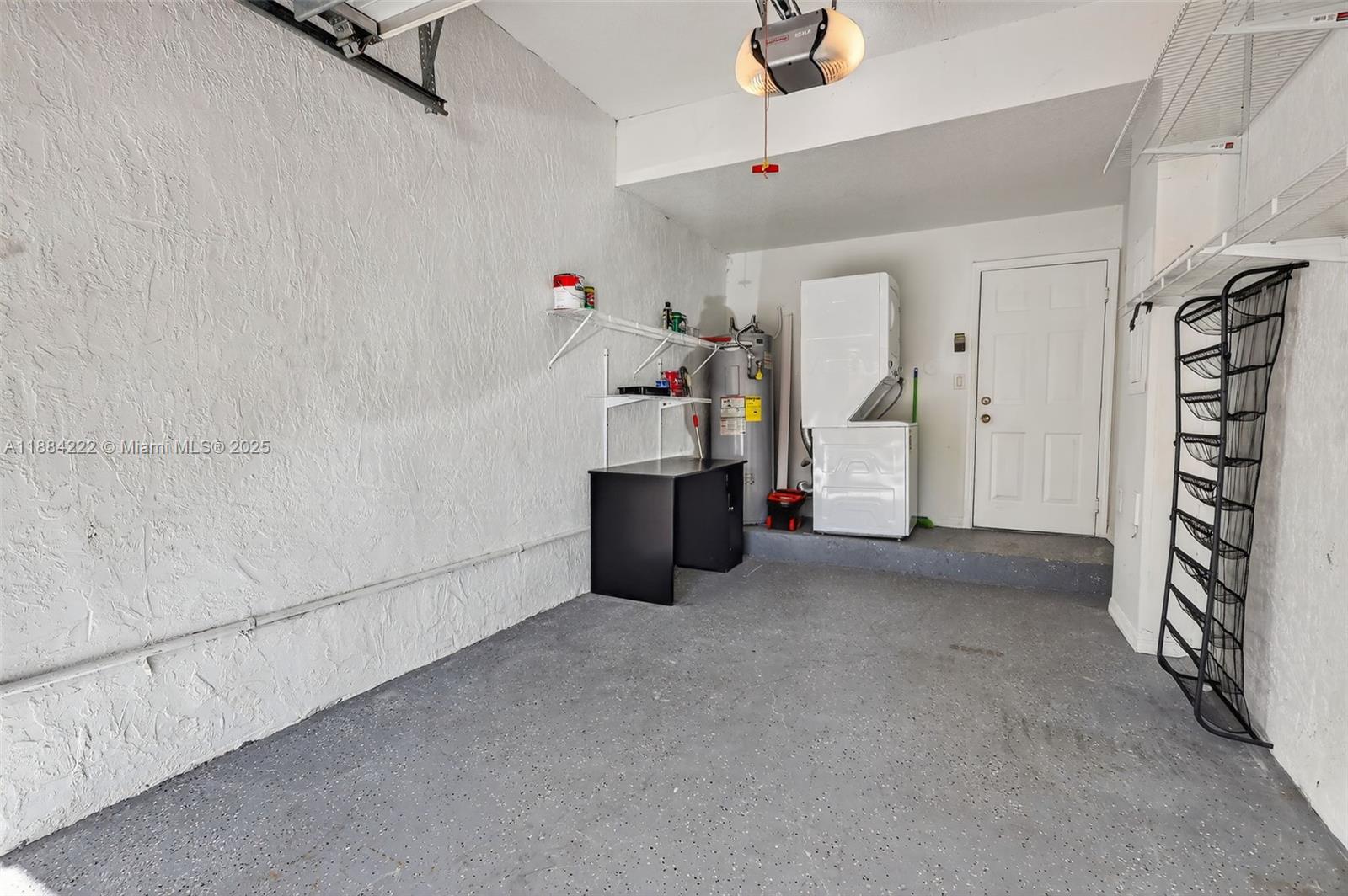 VILLA VIZCAYA CONDO - Residential Lease