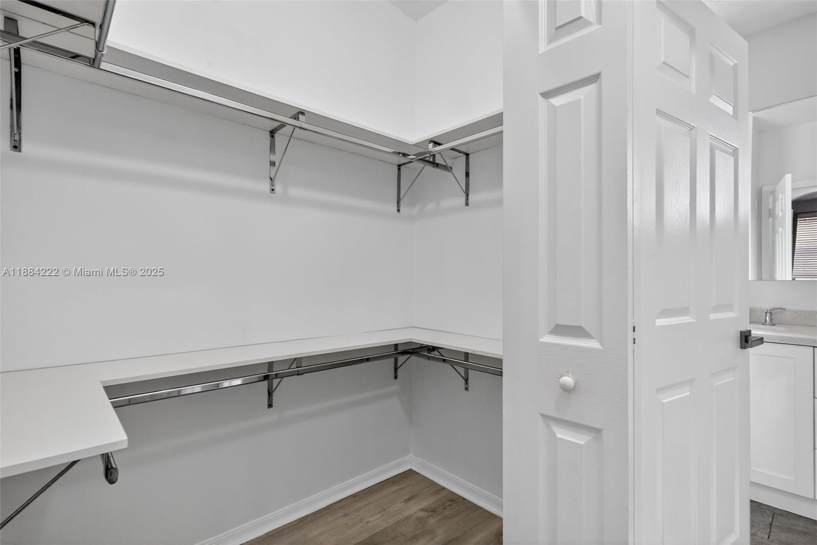 VILLA VIZCAYA CONDO - Residential Lease