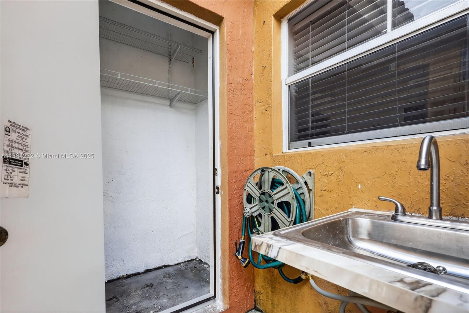 VILLA VIZCAYA CONDO - Residential Lease