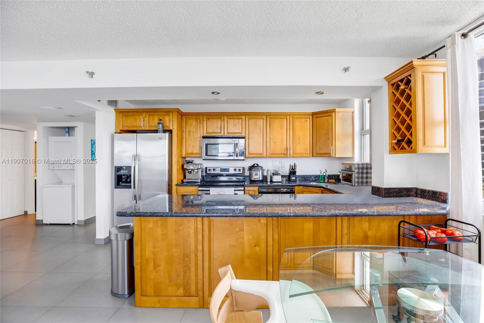 ISOLA CONDO - Residential Lease