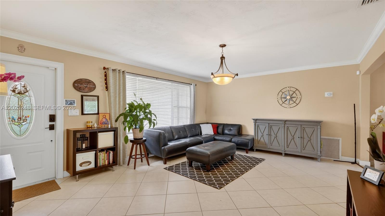 PEMBROKE LAKES SEC 1 - Residential