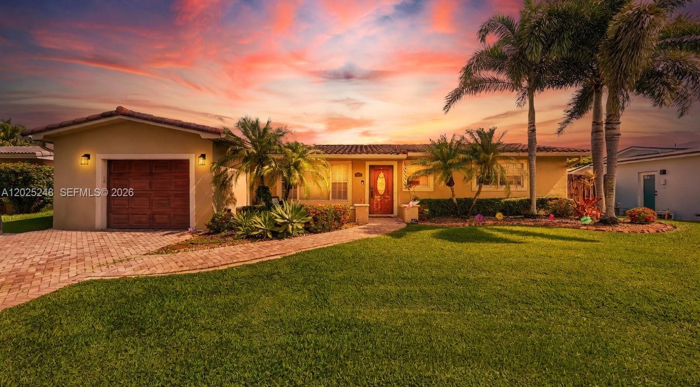 PEMBROKE LAKES SEC 1 - Residential