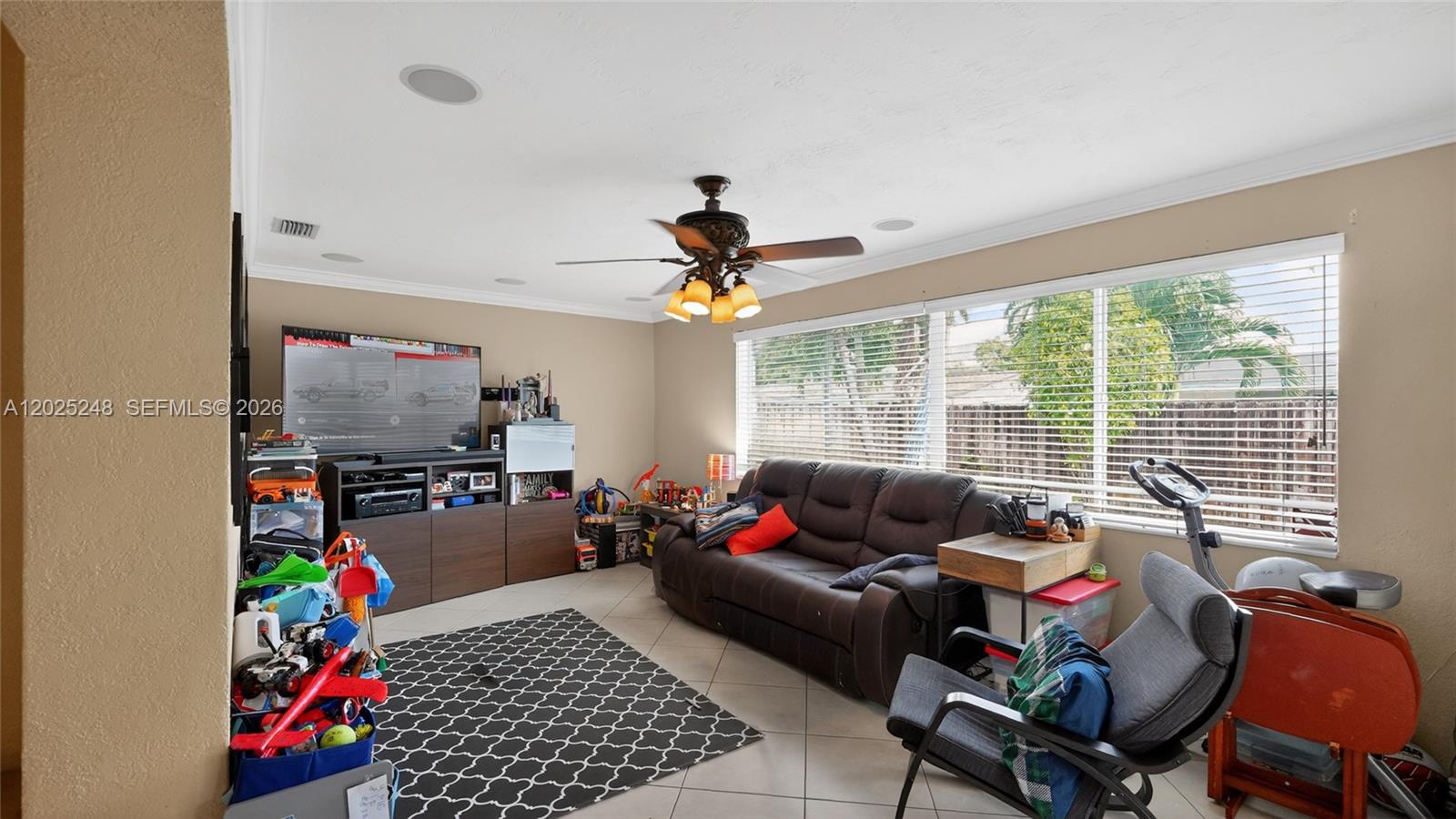 PEMBROKE LAKES SEC 1 - Residential
