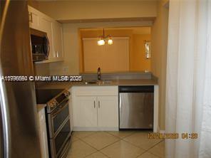 424 SE 11th Ter 424
