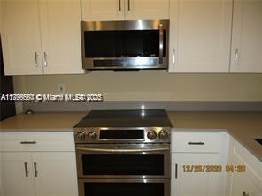 424 SE 11th Ter 424