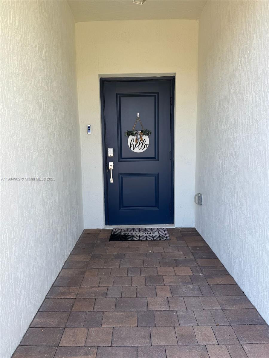ESTATES AT SILVER PALM - Residential