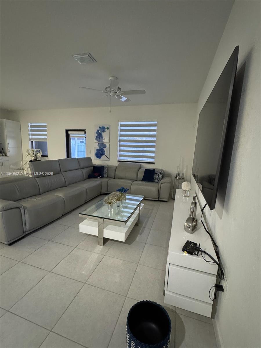 ESTATES AT SILVER PALM - Residential