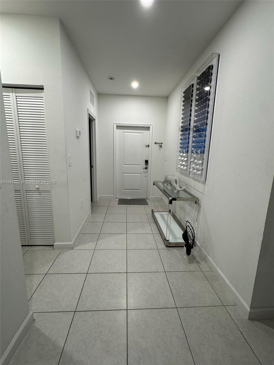 ESTATES AT SILVER PALM - Residential
