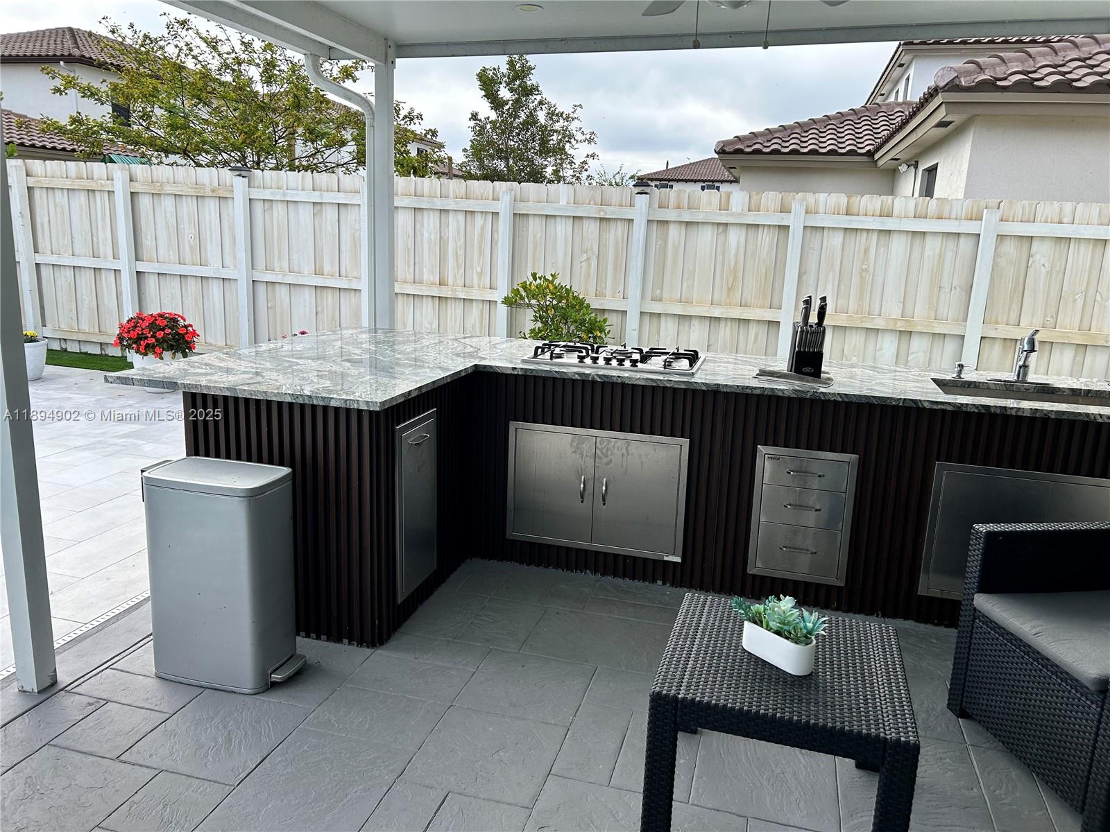 ESTATES AT SILVER PALM - Residential