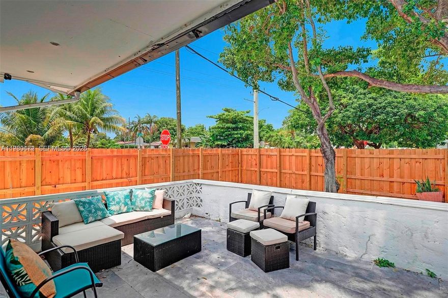 NO HOA !! AMAZING OPPORTUNITY- INVESTORS, OR RESIDENTIAL !! 
Beautiful open space detached corner SFH. Modern design throughout, white ceramic floors, SS appliances (4 year), front Porch, back yard with bbq area. Laundry room and Specious,3 bedrooms. Nice quiet area, minutes from Hollywood Beach, restaurants, and shops. (Airbnb license was obtained by the previous tenant ) 
MUST SEE!