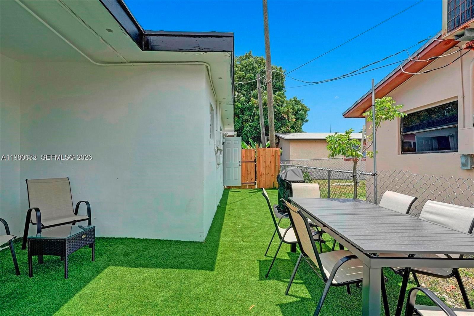 GEORGETOWN 4 CONDO - Residential