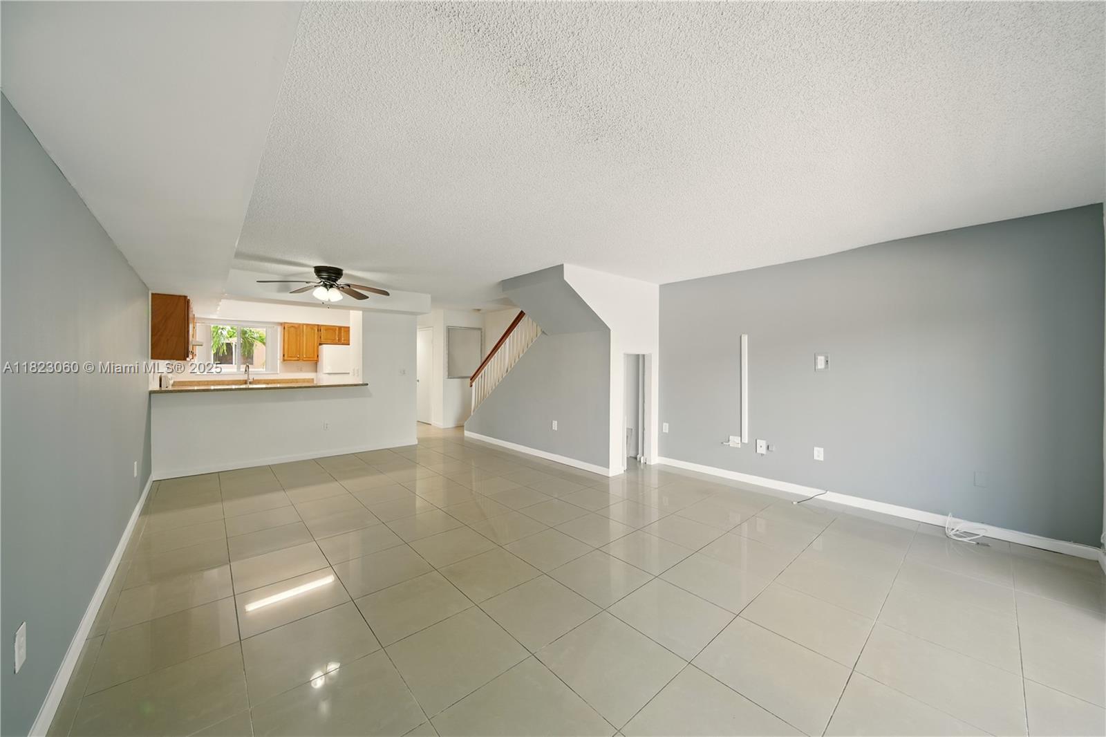 14907 Sw 80th St 207, Miami, Broward County, Florida - 2 Bedrooms  
3 Bathrooms - 