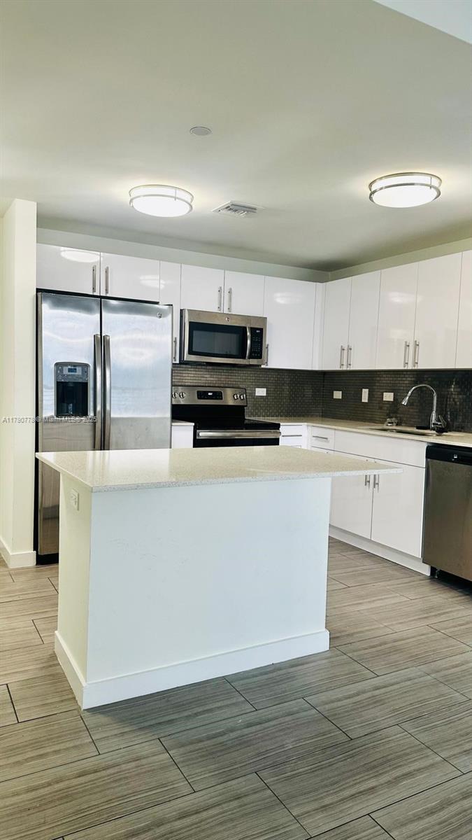 1776 POLK ST 1403