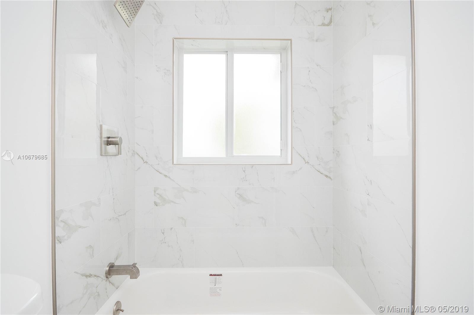 CAROL CITY 4TH ADDN - Residential