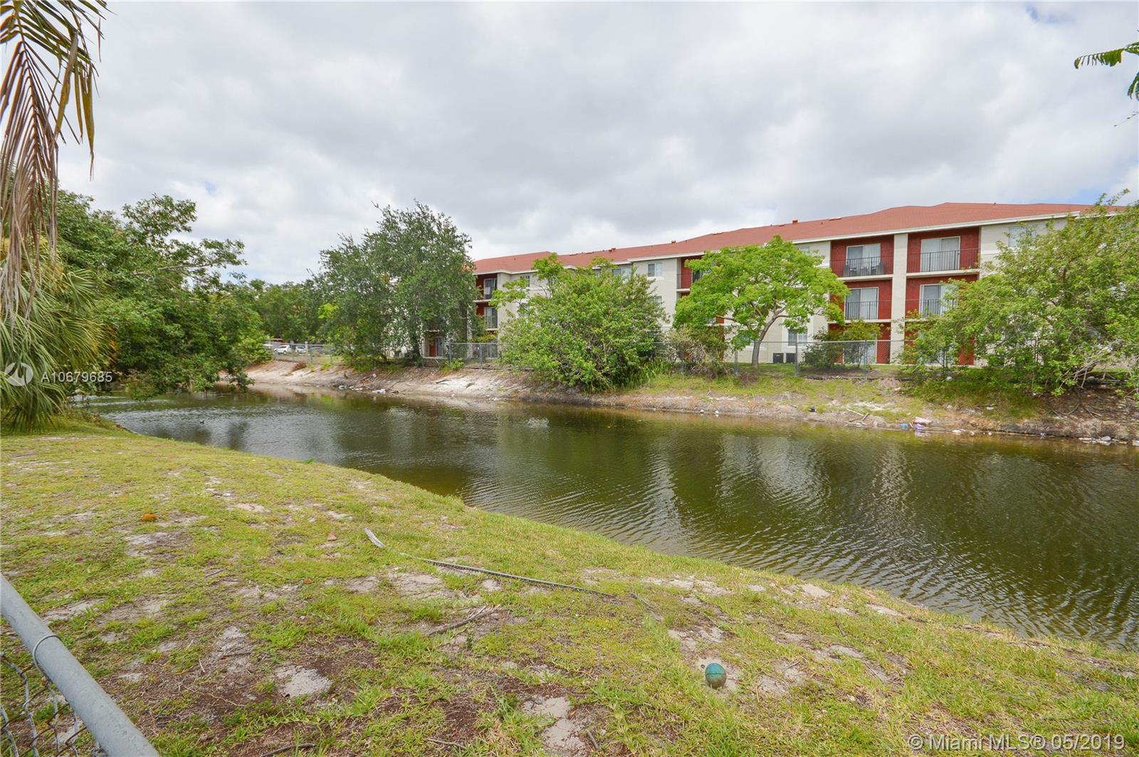 CAROL CITY 4TH ADDN - Residential