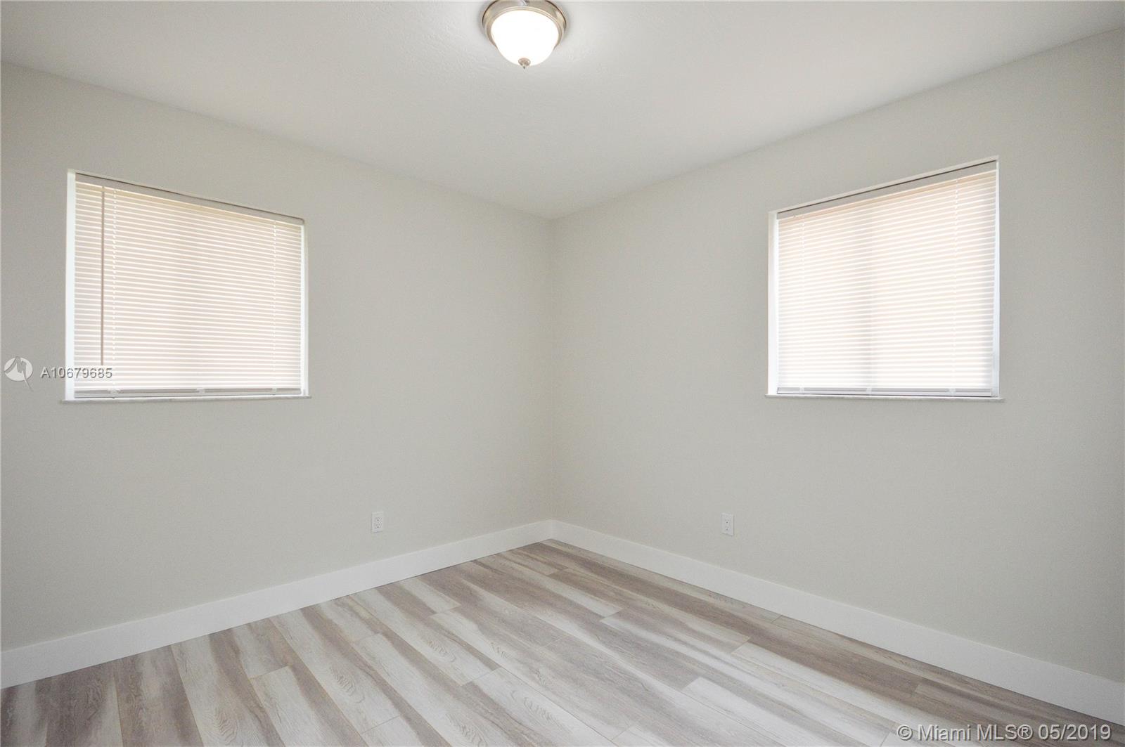 CAROL CITY 4TH ADDN - Residential