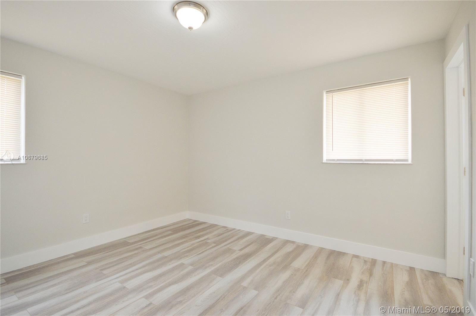 CAROL CITY 4TH ADDN - Residential