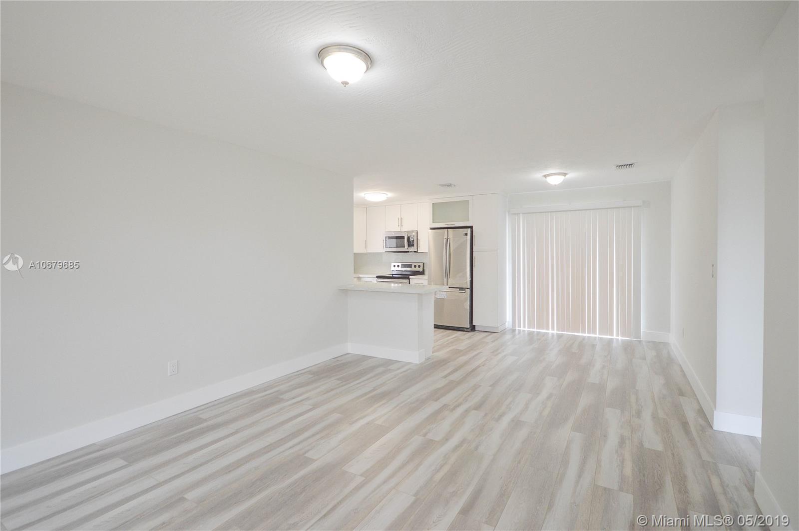 CAROL CITY 4TH ADDN - Residential