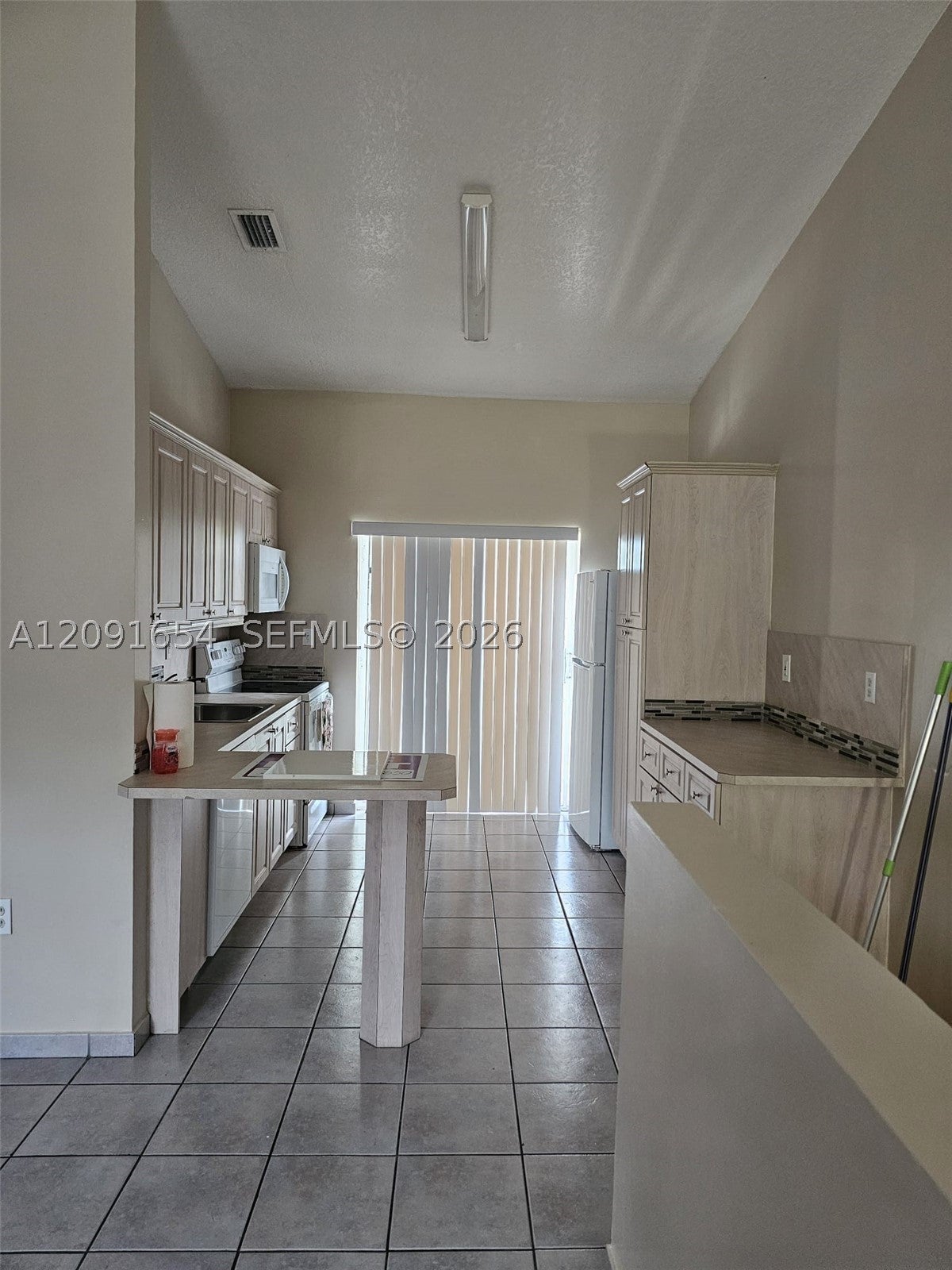 7532 W 20th Ave 202