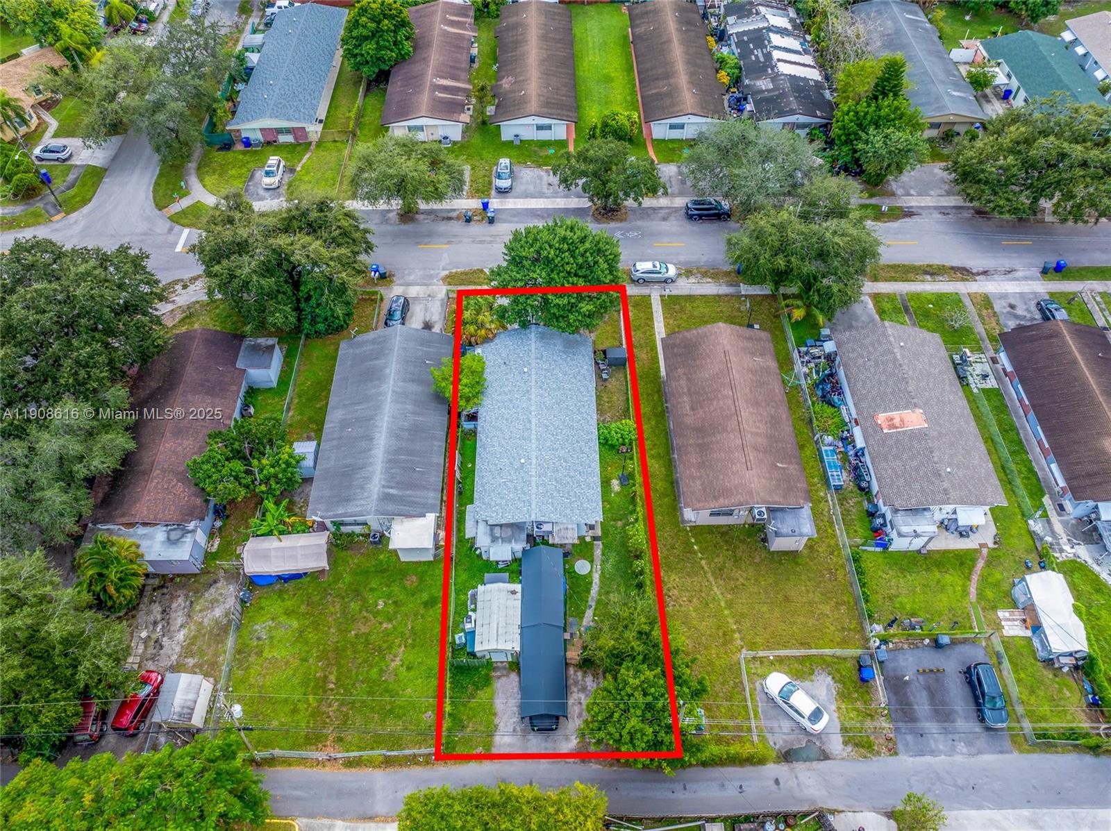 HOLLYWOOD BEACH GARDENS - Residential Income