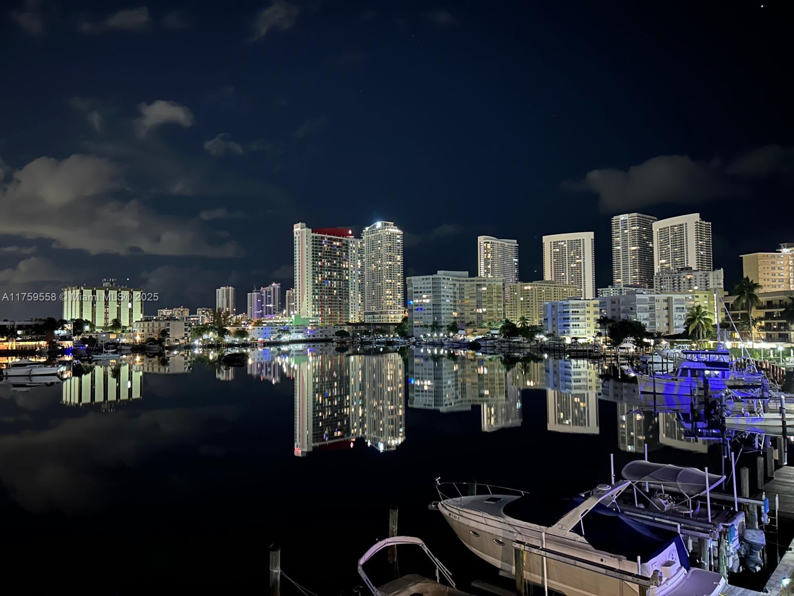 PARADISE HARBOUR APTS CO- - Residential Lease