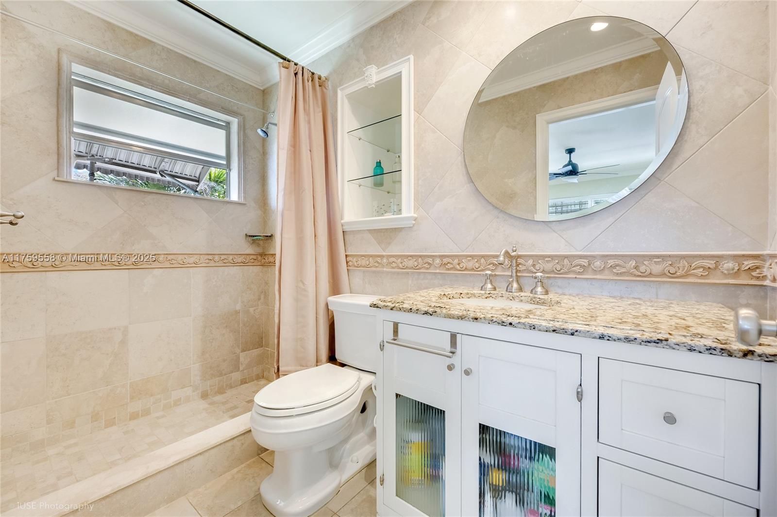 PARADISE HARBOUR APTS CO- - Residential Lease