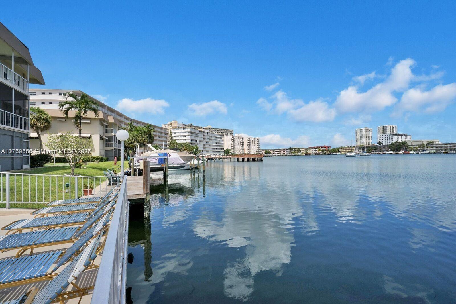 PARADISE HARBOUR APTS CO- - Residential Lease