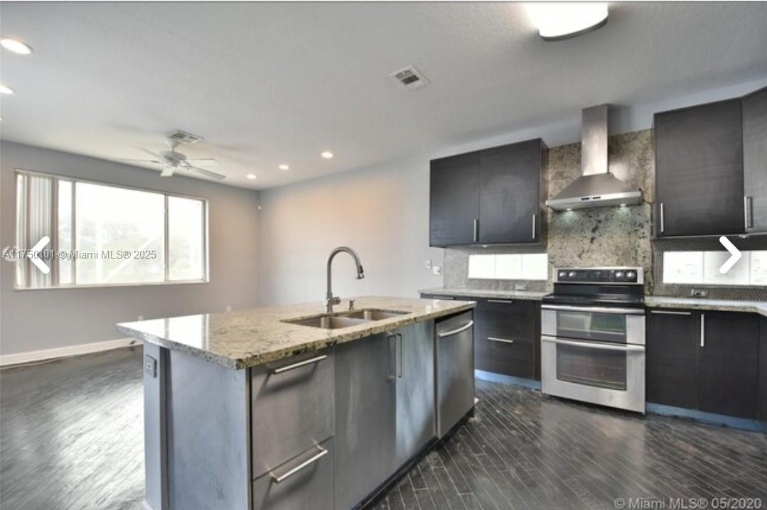 281 SW 178th Way