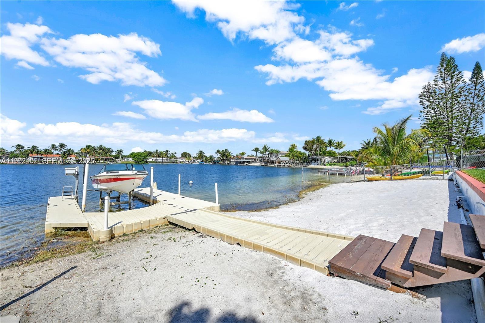 PALM SPRINGS NORTH SEC O - Residential