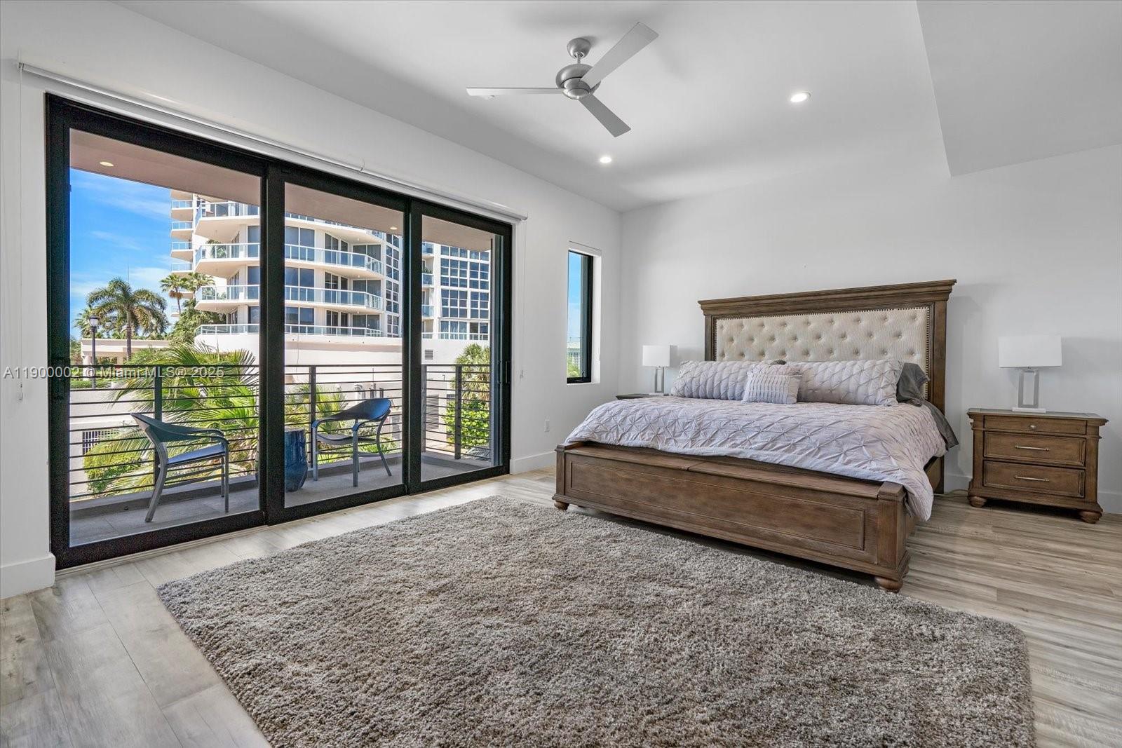 HOLLYWOOD CENTRAL BEACH - Residential Lease