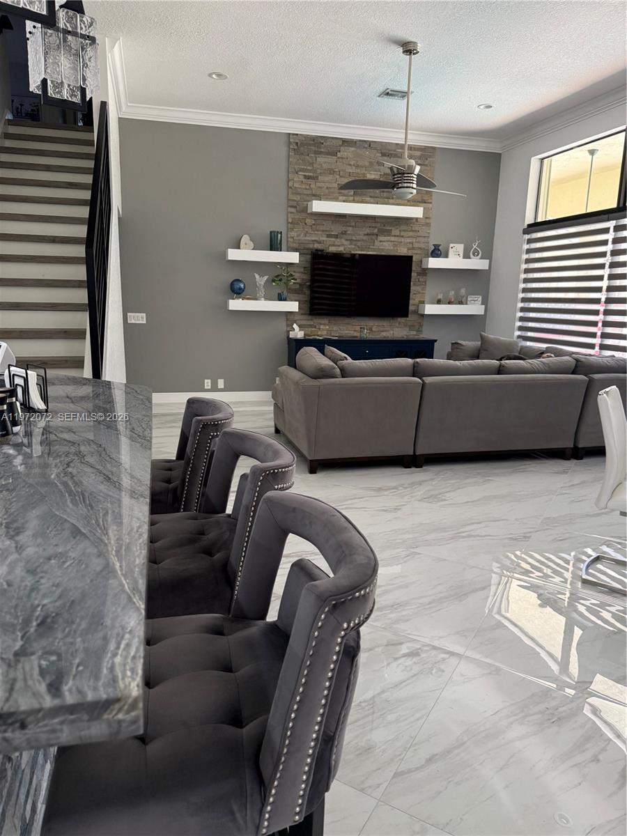 SUNSET LAKES PLAT ONE - Residential