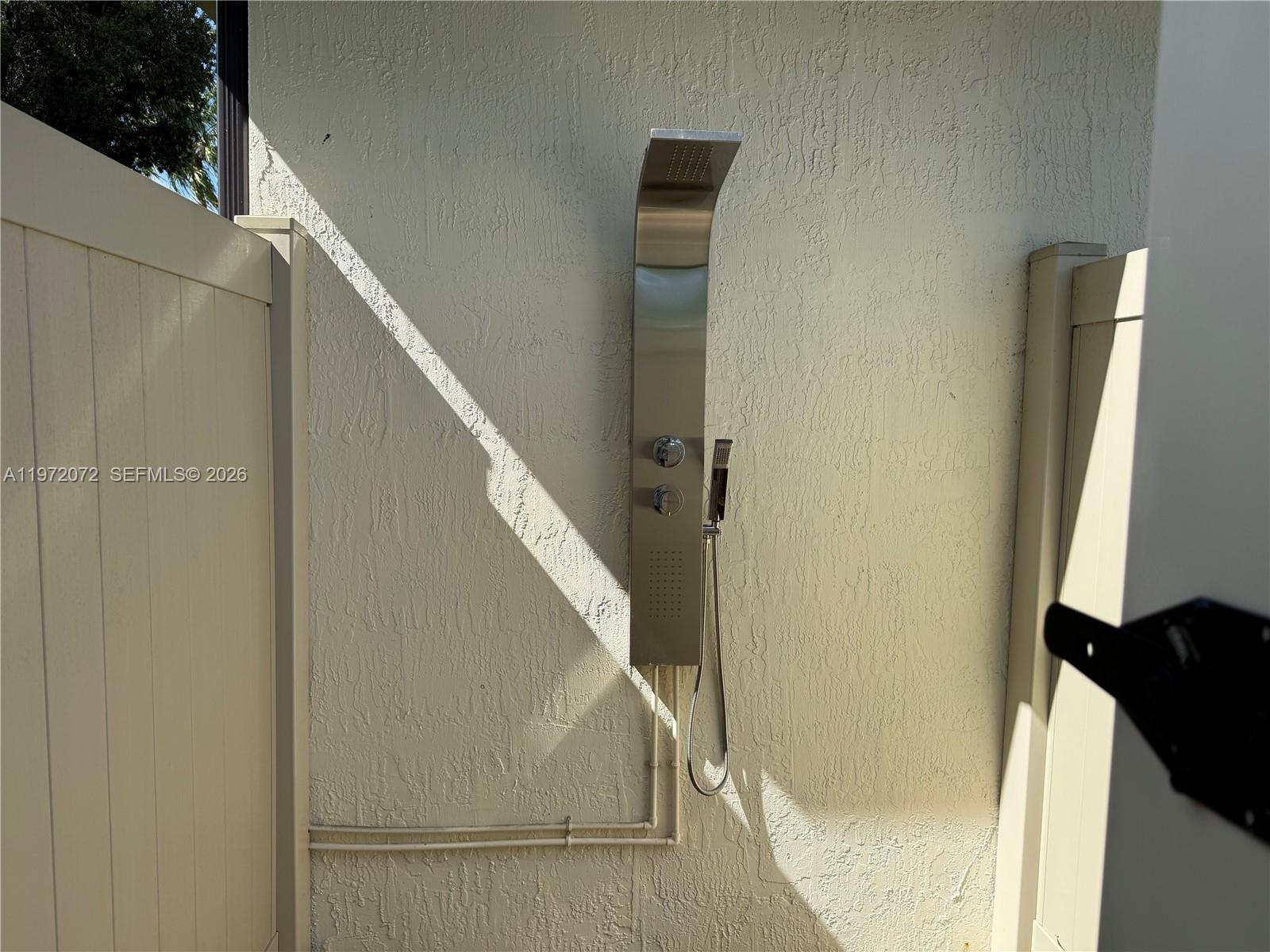 SUNSET LAKES PLAT ONE - Residential