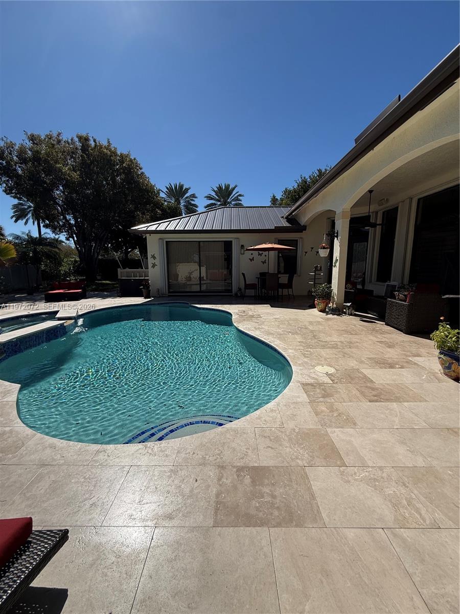 SUNSET LAKES PLAT ONE - Residential