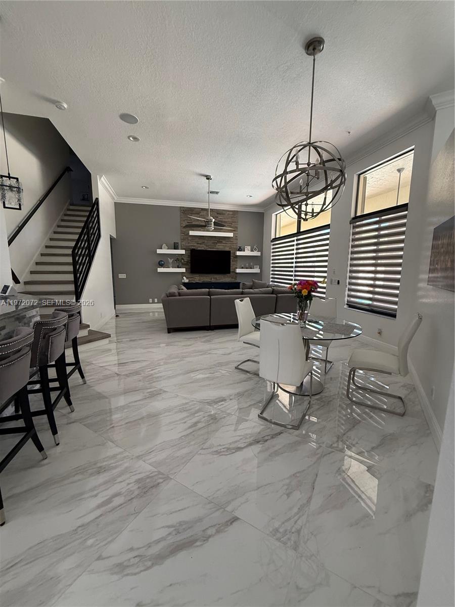 SUNSET LAKES PLAT ONE - Residential