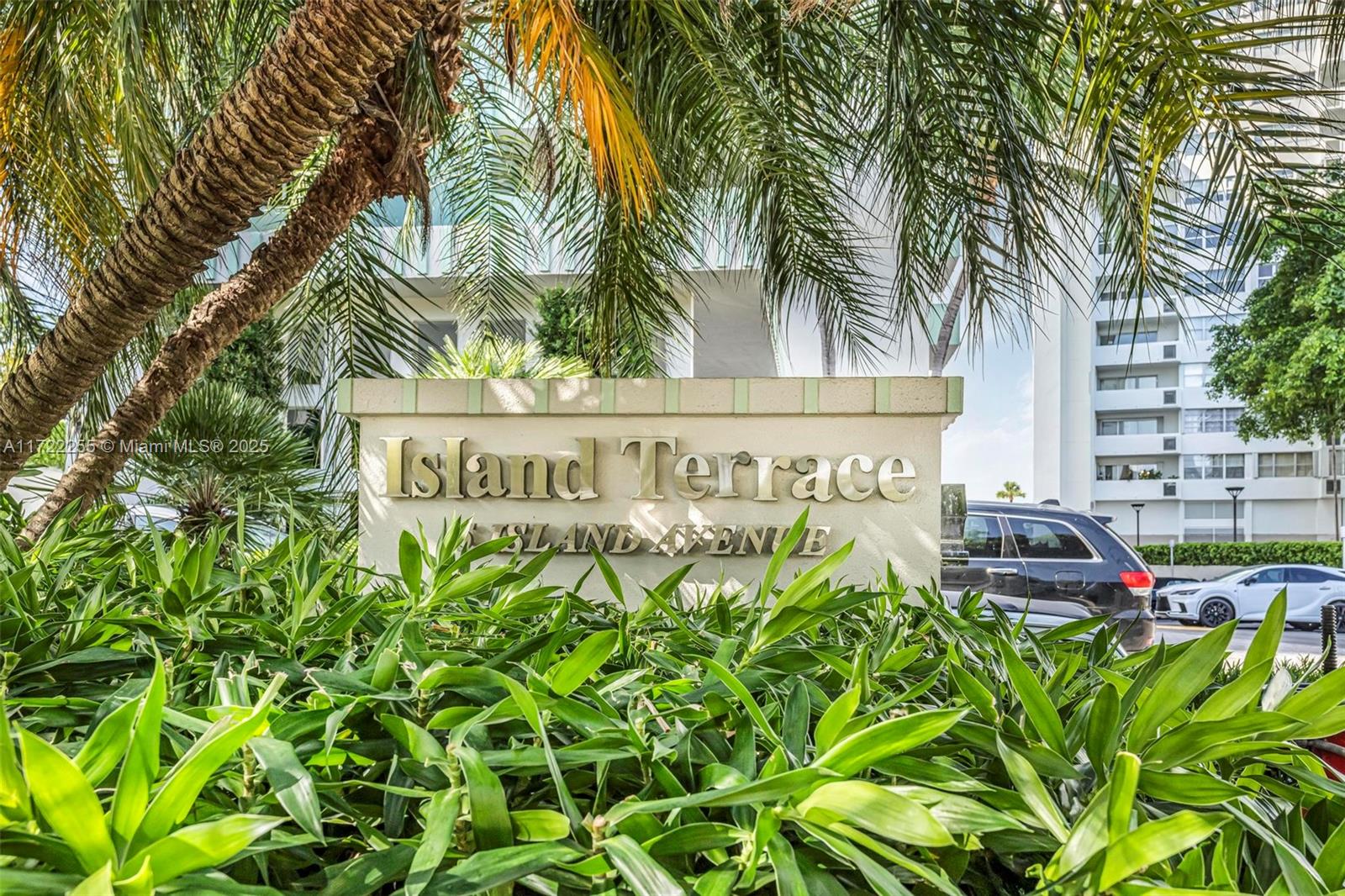 ISLAND TERRACE CONDO - Residential