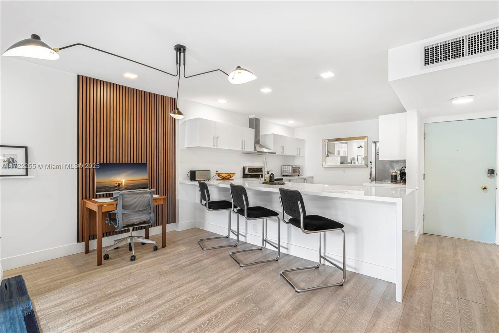 ISLAND TERRACE CONDO - Residential