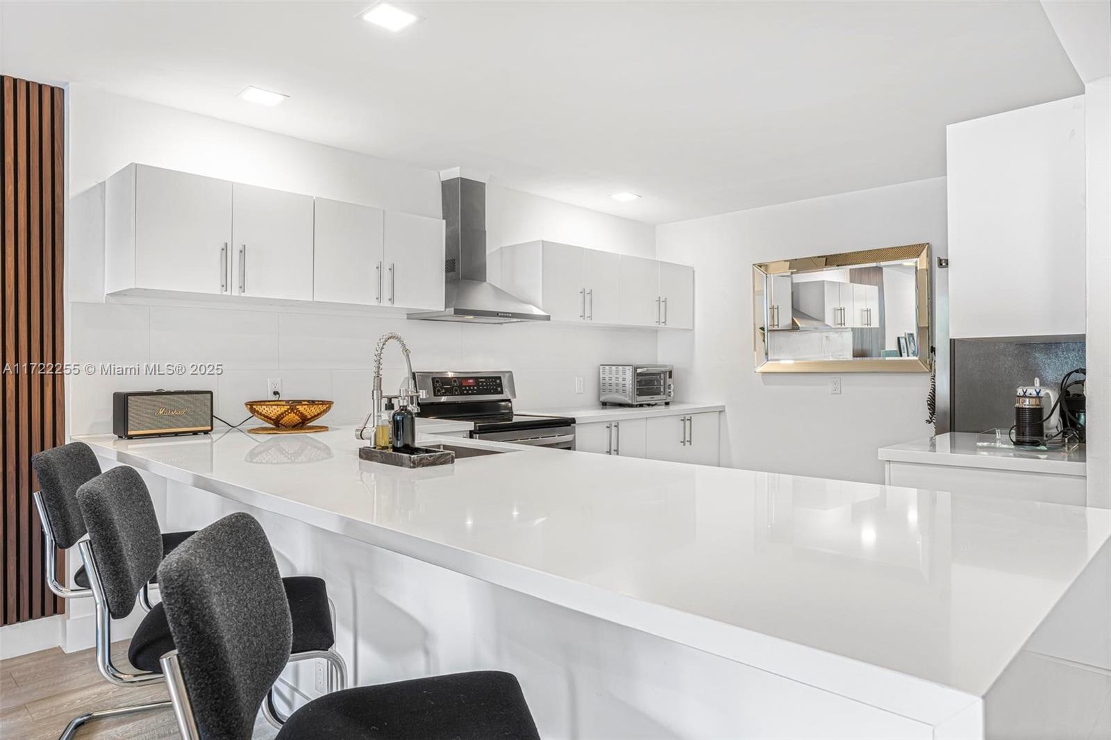 ISLAND TERRACE CONDO - Residential