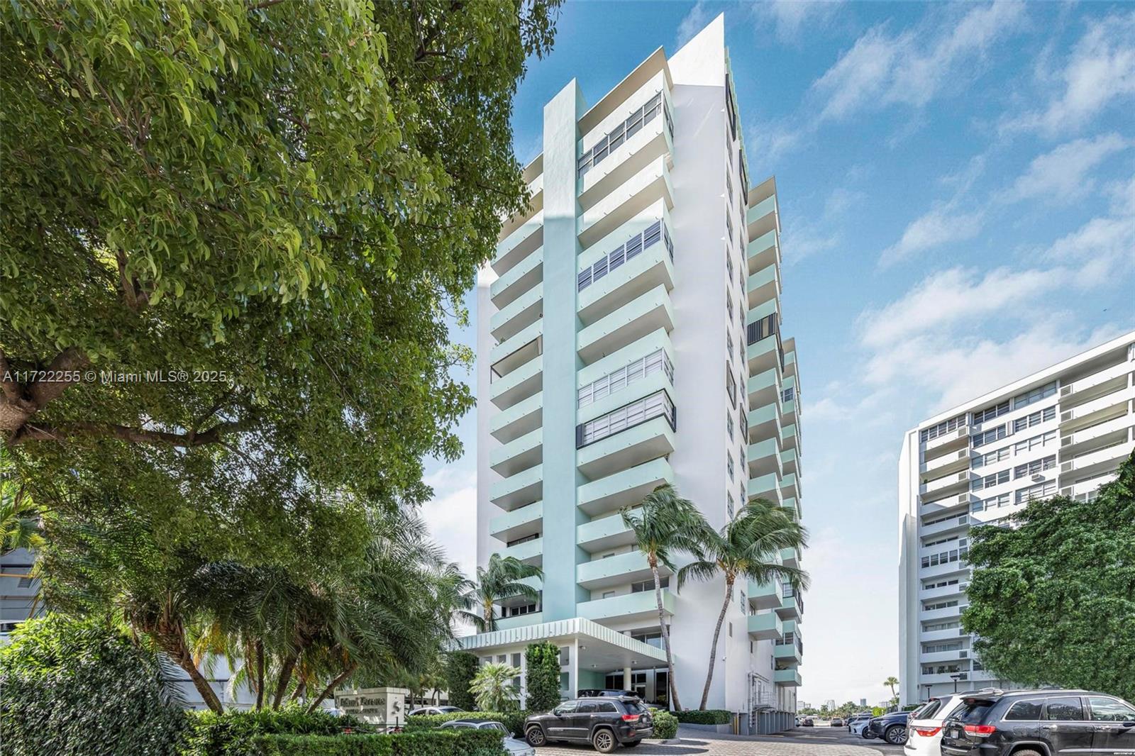 ISLAND TERRACE CONDO - Residential
