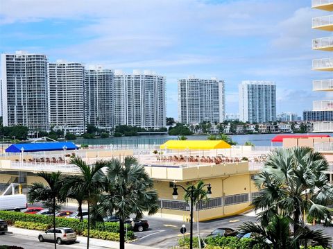 Condominium in Sunny Isles Beach FL 250 174th St St.jpg