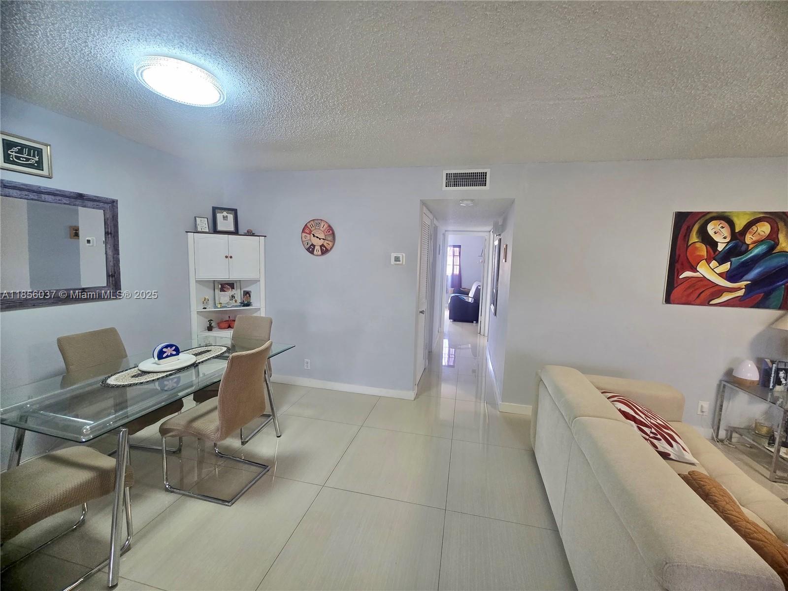 5300 Washington St U403