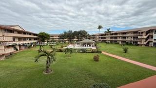 BEVERLY HILLS CONDO NUMBE - Residential